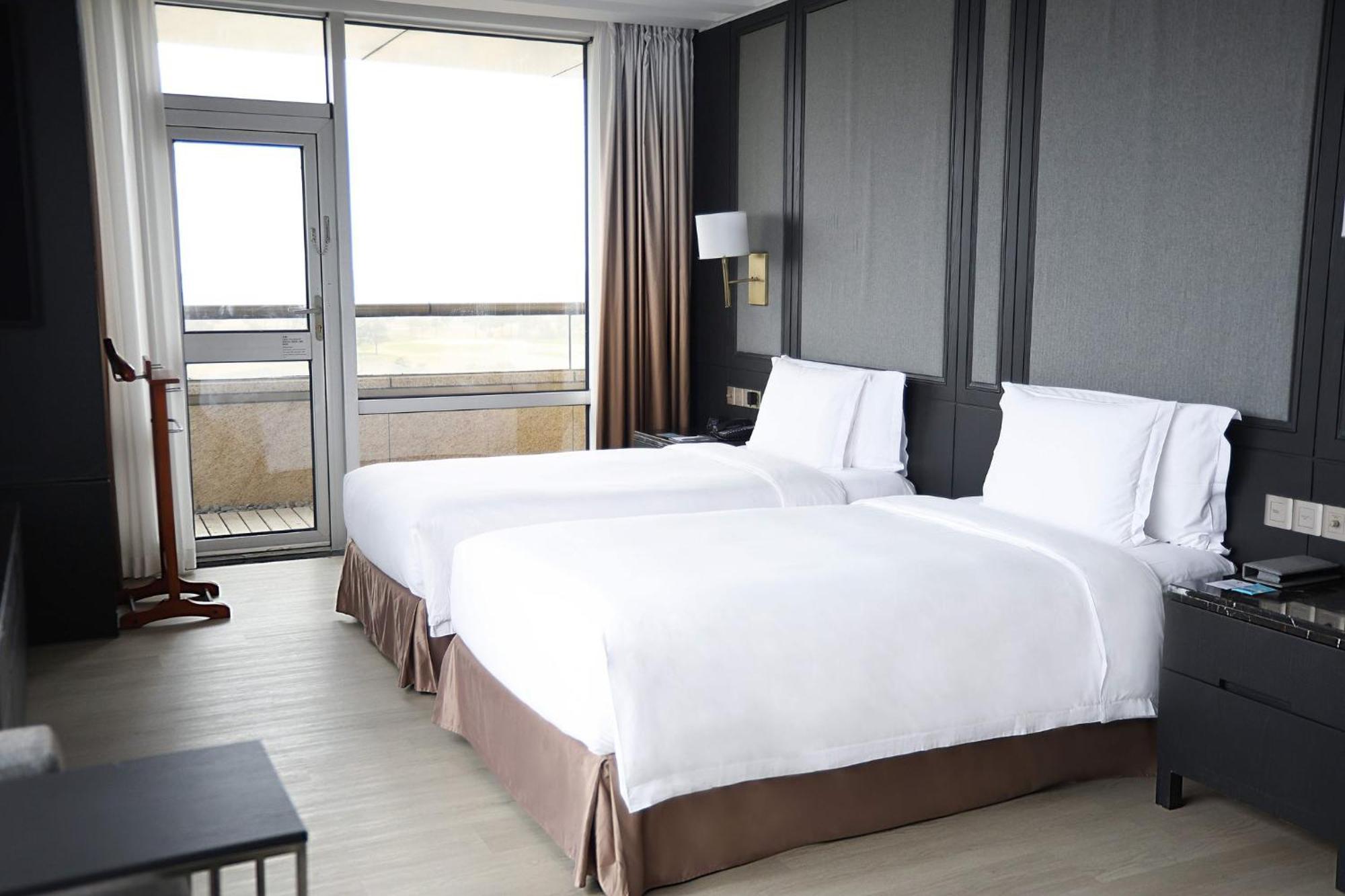 Crowne Plaza Shanghai Anting-Auto City - 15 Minutes Drive To F1 Jiading Exterior photo